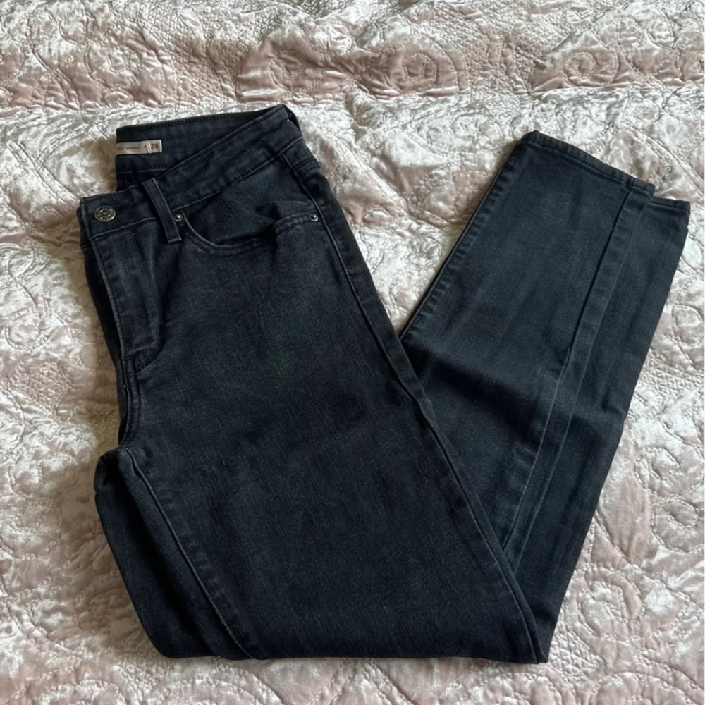 Levi’s 721 high rise skinny jeans